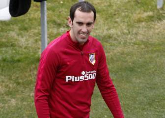 Godín gets green light for Barcelona game