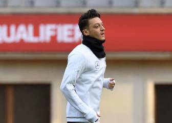 Özil envía mensaje a Arsenal con respecto a su futuro