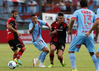 Newells vence a Arsenal y mete presión a Boca Juniors