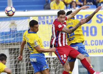 Lesión muscular de Giménez; sin laterales para el Bernabéu