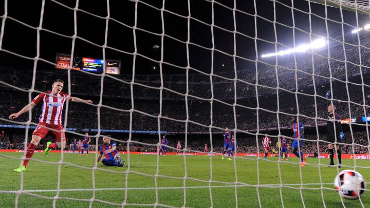 Gameiro marcó al Barça en Copa, su único gol a un grande.