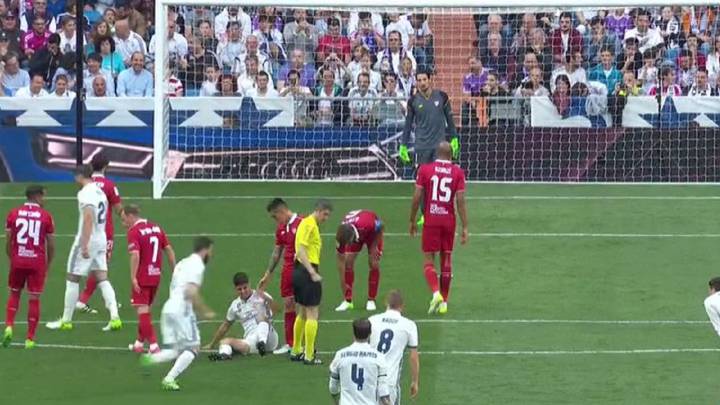 Nacho opens scoring for Real Madrid with sharp free-kick