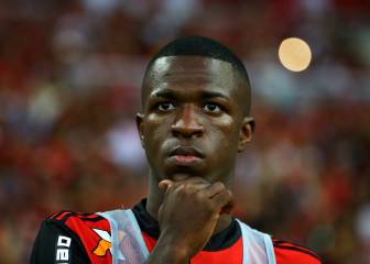Official: Real Madrid confirm Vinicius Junior signing