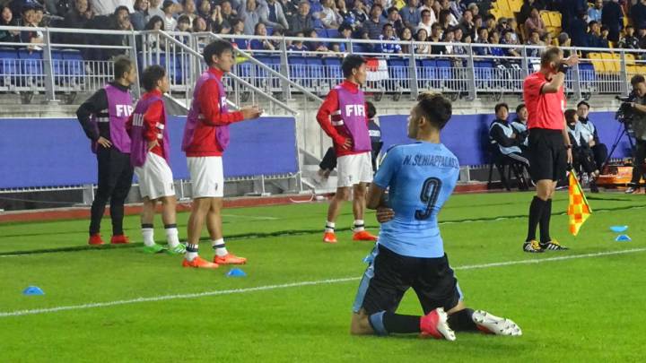 Uruguay 2-0 Japón: resumen, goles y resultado