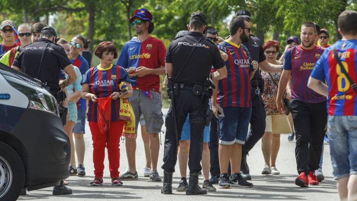 Detenidos 5 ultras del Barça por altercados cerca del Calderón