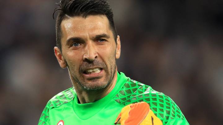 Gianluigi Buffon of Juventus celebrates after his side score their first goal during the UEFA Champions League Semi Final second leg match between Juventus and AS Monaco at Juventus Stadium on May 9, 2017 in Turin, Italy.