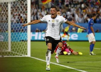 Selecciones que no juegan con el color de su bandera