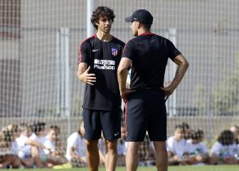 Tiago's first training session as Simeone's assistant