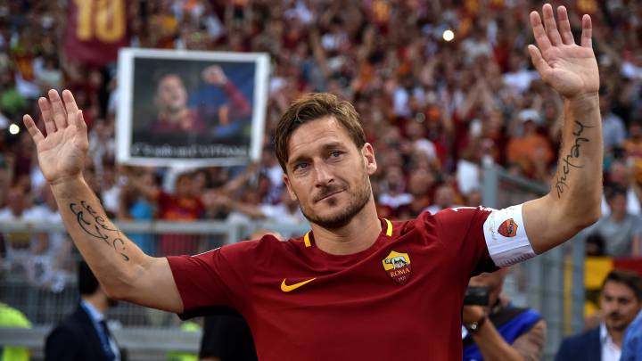 Totti, del césped al despacho: será directivo del Roma