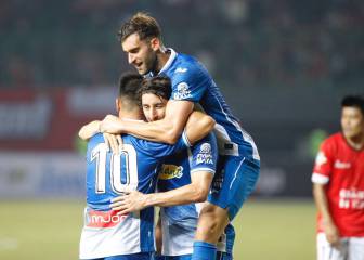 Granero debuta con dos goles en el desfile perico en Yakarta