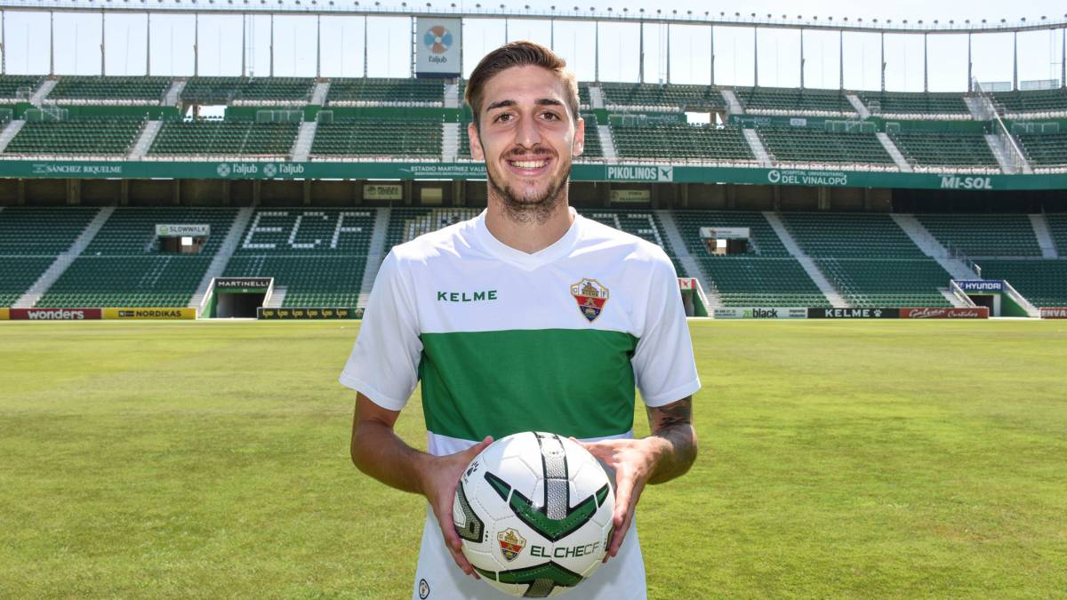 Adrián: “Es increíble que el Elche esté en Segunda B por un desliz” 