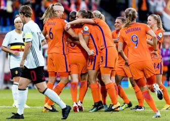Holanda y Dinamarca ya esperan rivales en cuartos