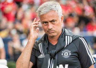 Mourinho critica la política de los millonarios fichajes del City