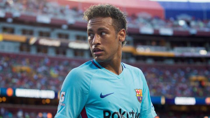 En Francia aseguran que Neymar será jugador del PSG el lunes o el martes.