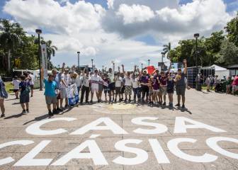 Los hinchas de Madrid y Barça comparten fan zone en Miami