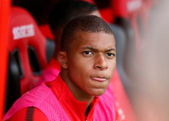 Mbappé, con un pie en el PSG