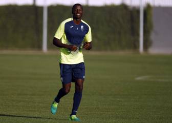 El Granada hace oficial que Adrián Ramos se queda