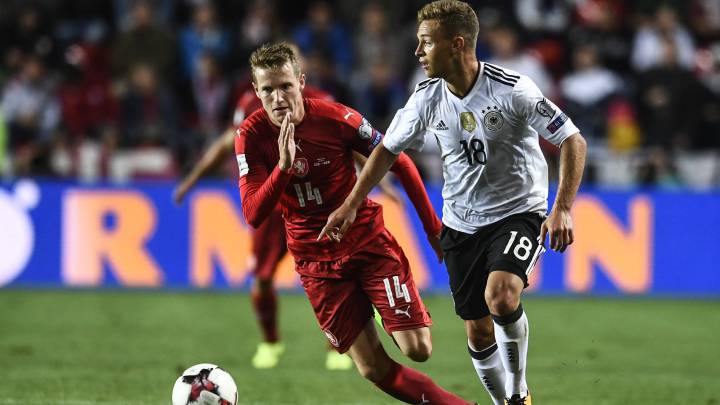 República Checa 1 - Alemania 2: Hummels dio los tres puntos