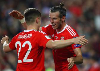 Woodburn hace de Bale y da esperanzas a Gales