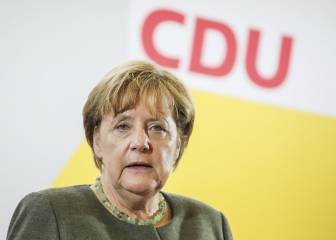 Merkel critica el desorbitado precio de los fichajes actuales