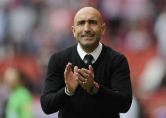 Alavés considering Abelardo or Baraja for vacant coach's role