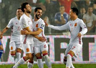 España cierra las Eliminatorias con ajustado triunfo de visita