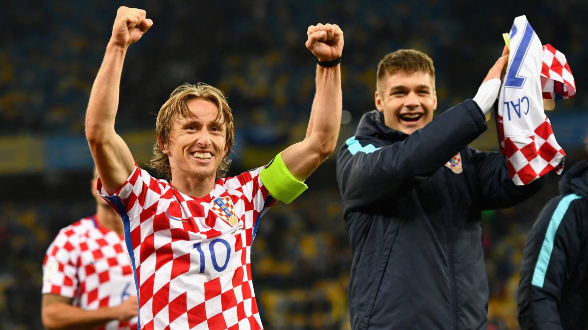 Modric lidera a Croacia hacia la repesca para el Mundial -
