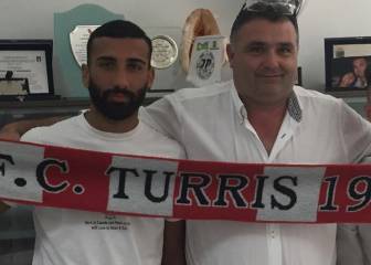 Italia: sanción de cinco partidos por orinar hacia la grada rival