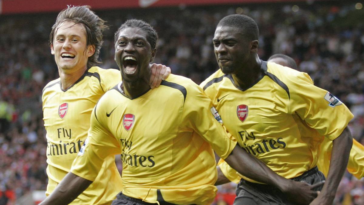 Emmanuel Adebayor, Tomas Rosicky y Kolo Touré durante su etapa en el Arsenal.