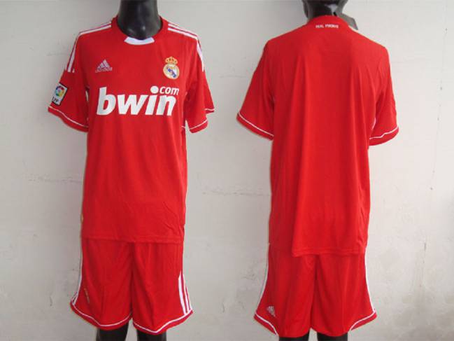 real madrid red jersey 2019