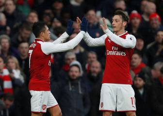 Wenger bloquea a Madrid y Barça: Alexis y Özil se quedan