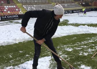 El Burgos CF pide ayuda a sus aficionados para quitar la nieve