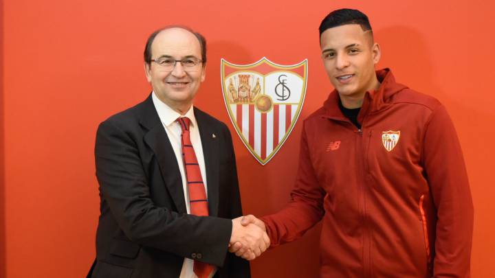 Oficial: Arana ya es jugador
del Sevilla hasta junio de 2022