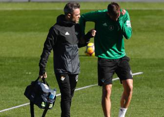 Alarma en la medular del Betis con miras al Málaga