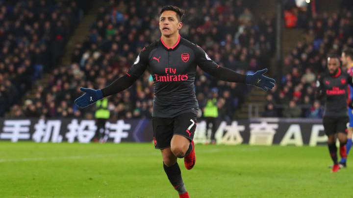 Los jugadores del Arsenal se hartan de Alexis por su actitud