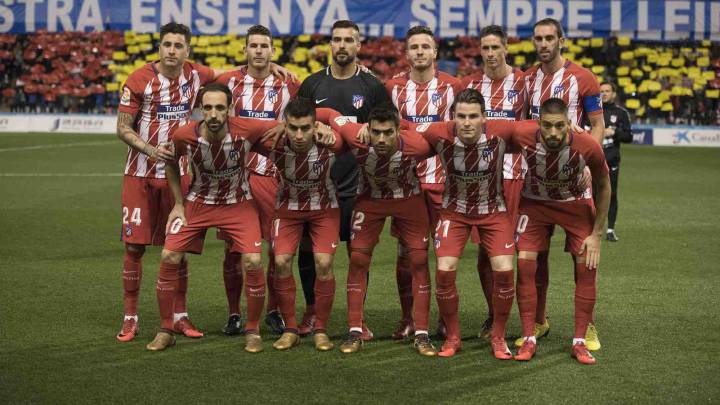 El once del Atlético posa antes del partido ante el Lleida. Luego entraron Vitolo, Griezmann y Diego Costa.