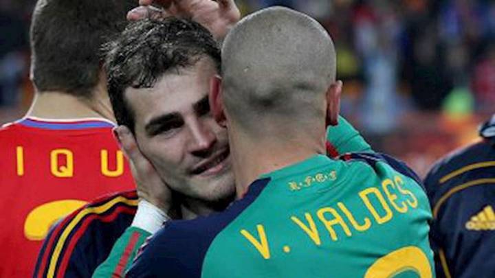 Casillas sends Víctor Valdés kind message to wish him well
