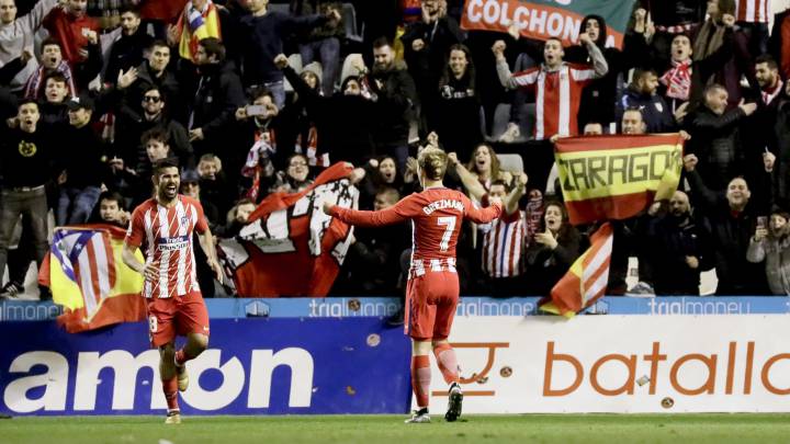 Alegría de Griezmann y Costa por el gol del segundo ante el Lleida en Copa.