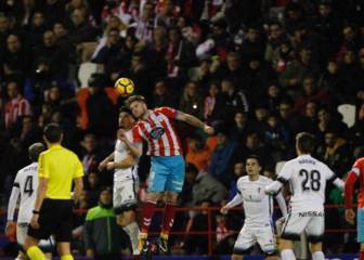 Juan Carlos toca el cielo con el Lugo ante un Sporting sin suerte