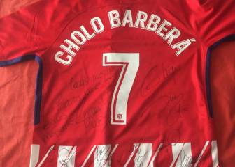El Atlético envía una camiseta a la familia del 'Cholo' Barberá