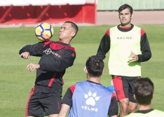 El Rayo, a recortar puntos ante un líder Huesca muy mermado