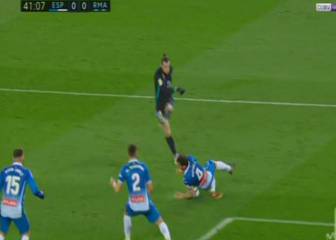 Penalti no pitado por mano de Víctor Sánchez tras tiro de Bale