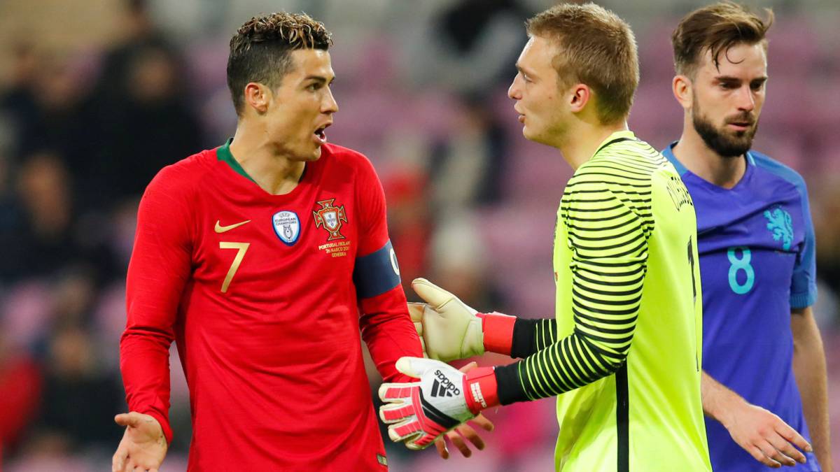Cristiano sestea, Cillessen brilla
