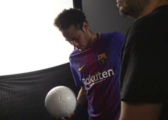 Neymar also got Barça's hopes up before his PSG move