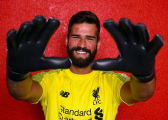 Liverpool sign goalkeeper Alisson for world-record fee