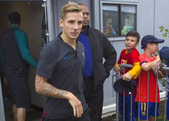 Lucas Digne leaves Barça's US tour to complete Everton move