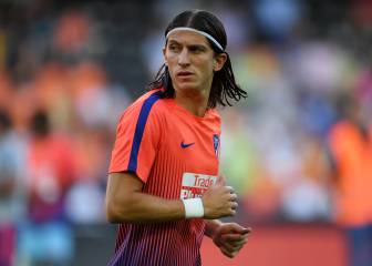 El Atleti no cede con Filipe Luis: le pide al PSG 30 millones