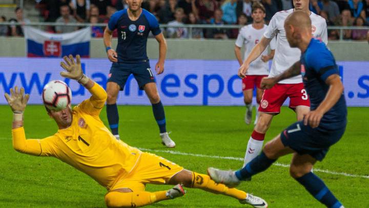 Una Dinamarca amateur hizo lo que pudo ante Eslovaquia