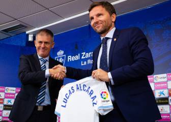 El Zaragoza presenta a Alcaraz: 