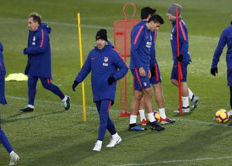 Los entrenamientos del Atleti y del Barça en imágenes